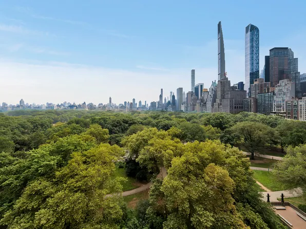 15 Central Park West image 5 of 23