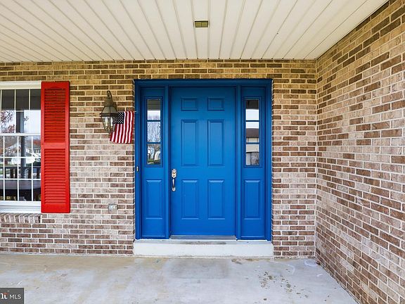 5th image of 647 Candlewyck Rd