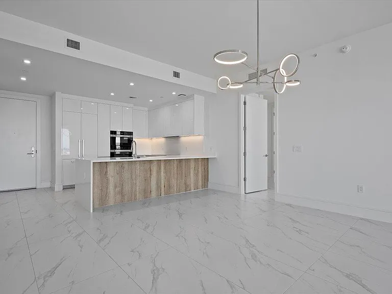220 Lake Shore Dr #1113 — Photo 11