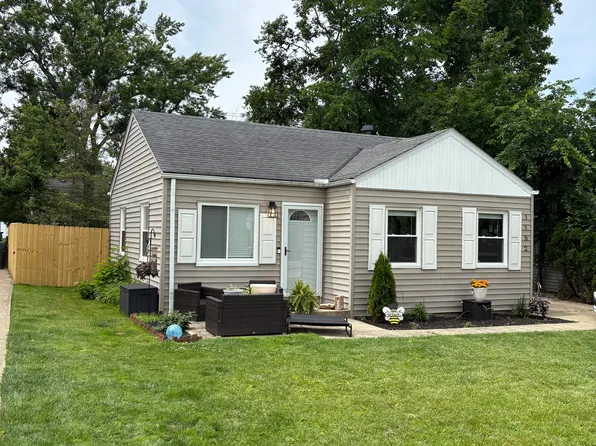 1152 Genesee Ave, Mayfield Heights, OH 44124