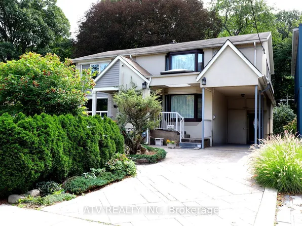 235 Saint Marks Rd, Toronto, ON M6S 2J1