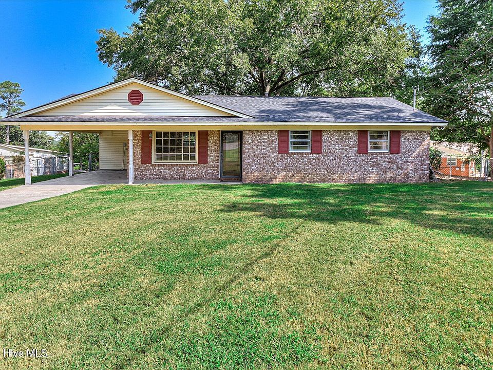 1st image of 301 Edgewood Drive