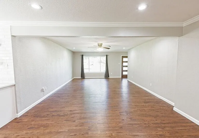304 S Grove Rd — Photo 12