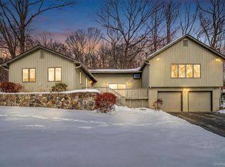 8 Peach Road, Mahopac, NY 10541