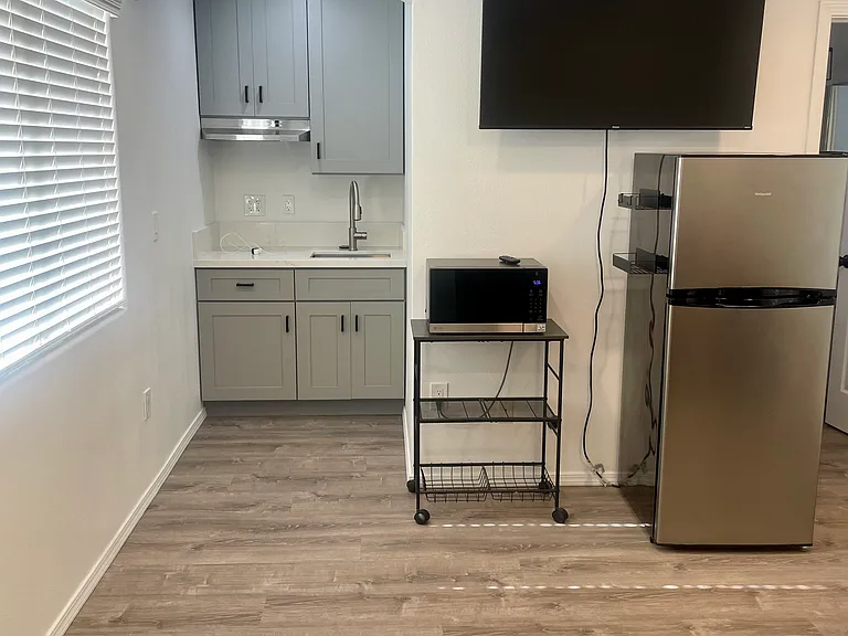 N Juleston Dr — Photo 1