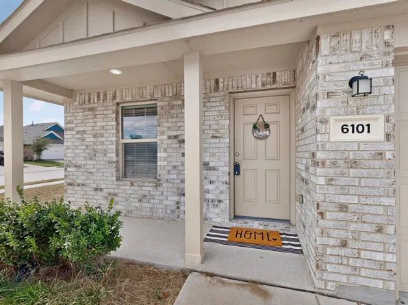 6101 Bell Springs St, Fort Worth, TX 76123