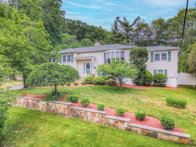 286 Ravenswood St, Mountainside, NJ 07092 Zillow