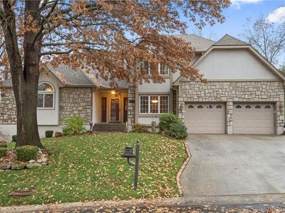 18121 E Fall Dr, Independence, MO, 64055