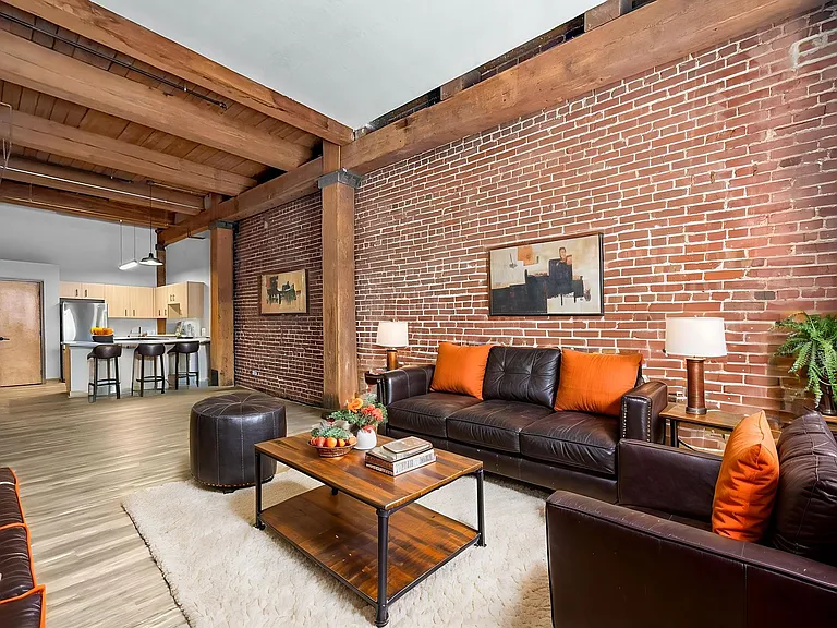 Emery Lofts — Photo 1