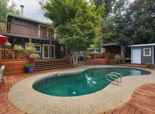495 S Stoneham Cir, Medford, OR