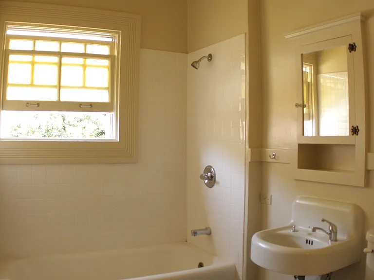 1990 California St #11 — Photo 10