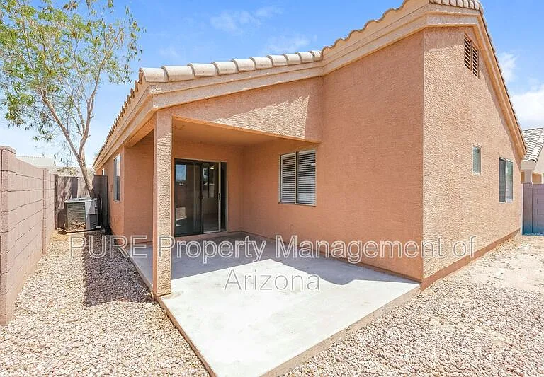 1816 S 106th Ln — Photo 31