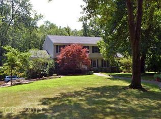 11 Stoney Ridge Rd, Allendale, NJ 07401