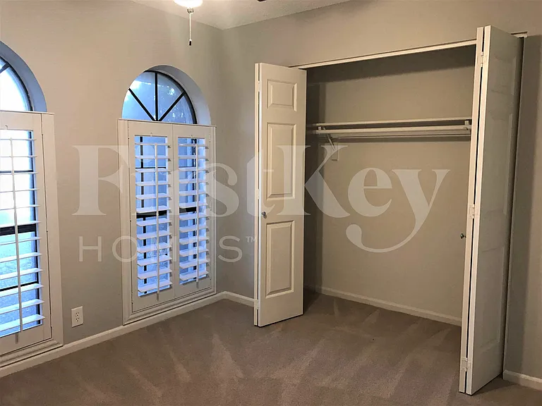 12925 N 73rd Ave — Photo 18