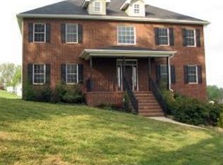 135 Laurel Cyn, Johnson City, TN 37615