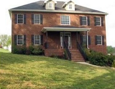 135 Laurel Cyn, Johnson City, TN, 37615