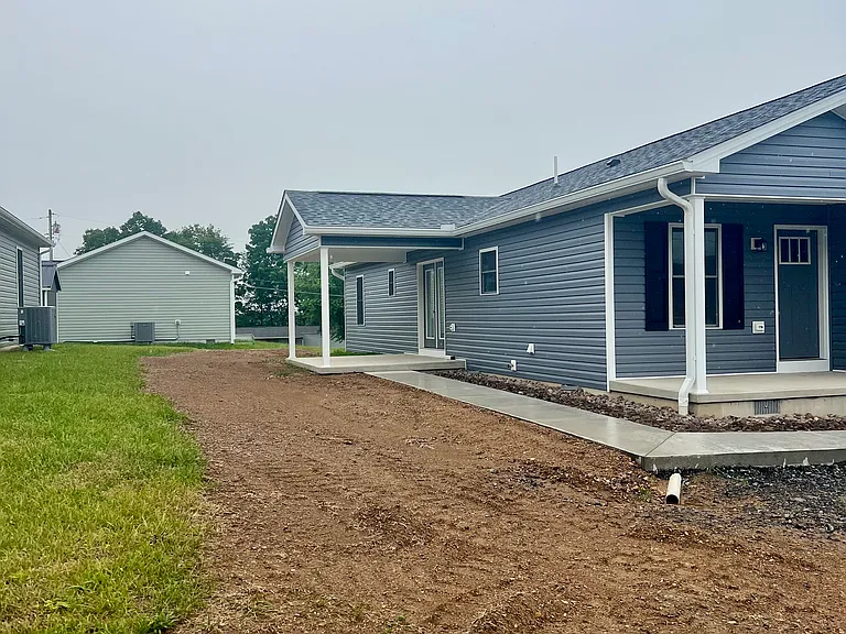 70 Hanshew Ln — Photo 8