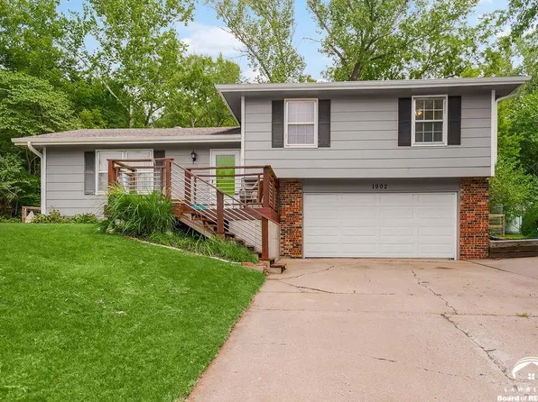 1902 Melholland Rd, Lawrence, KS 66047