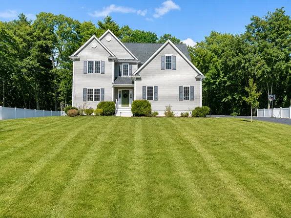 250 Willow St, Mansfield, MA 02048