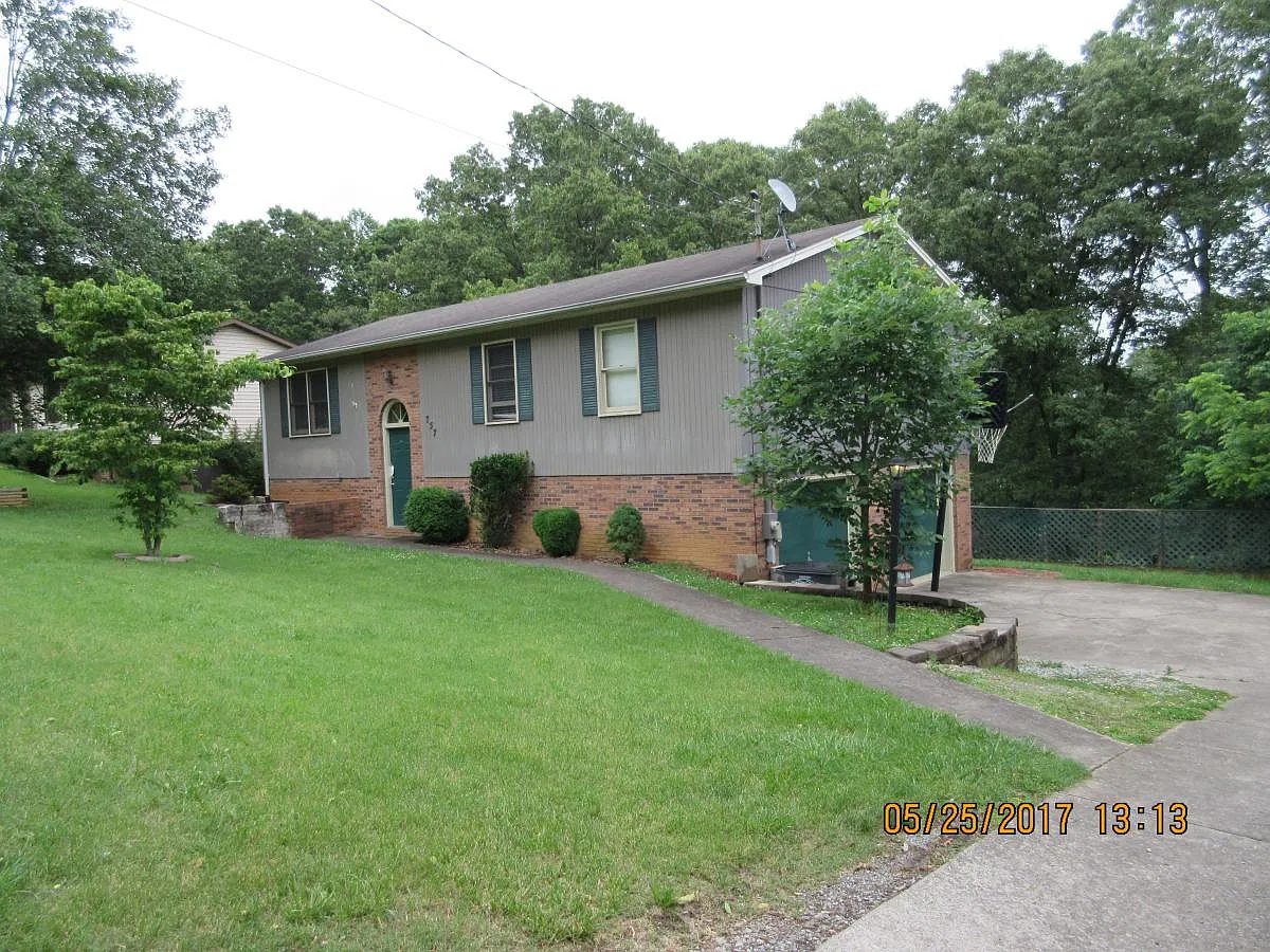 3 bed, 2.5 bath, 1768 sqft, $1,500 — Photo 1