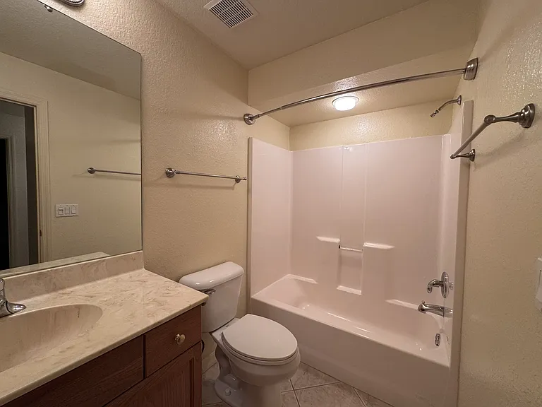 600 Mirabella Cir #104-238 — Photo 2