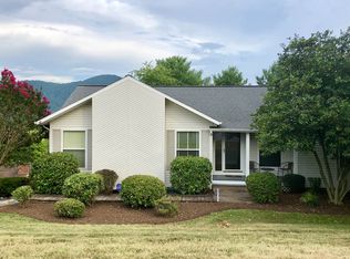 5005 Harvest Ridge Rd, Roanoke, VA 24019