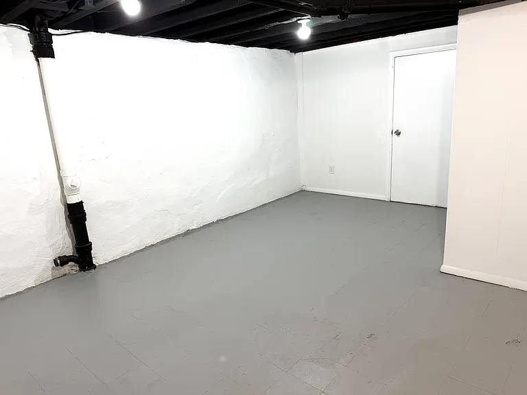 5833 Theodore St — Photo 36