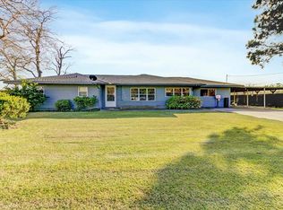 1949 Orange Acres Dr, Groves, TX 77619