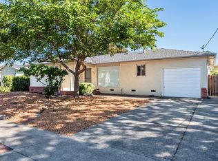 1820 Humboldt St, Santa Rosa, CA 95404