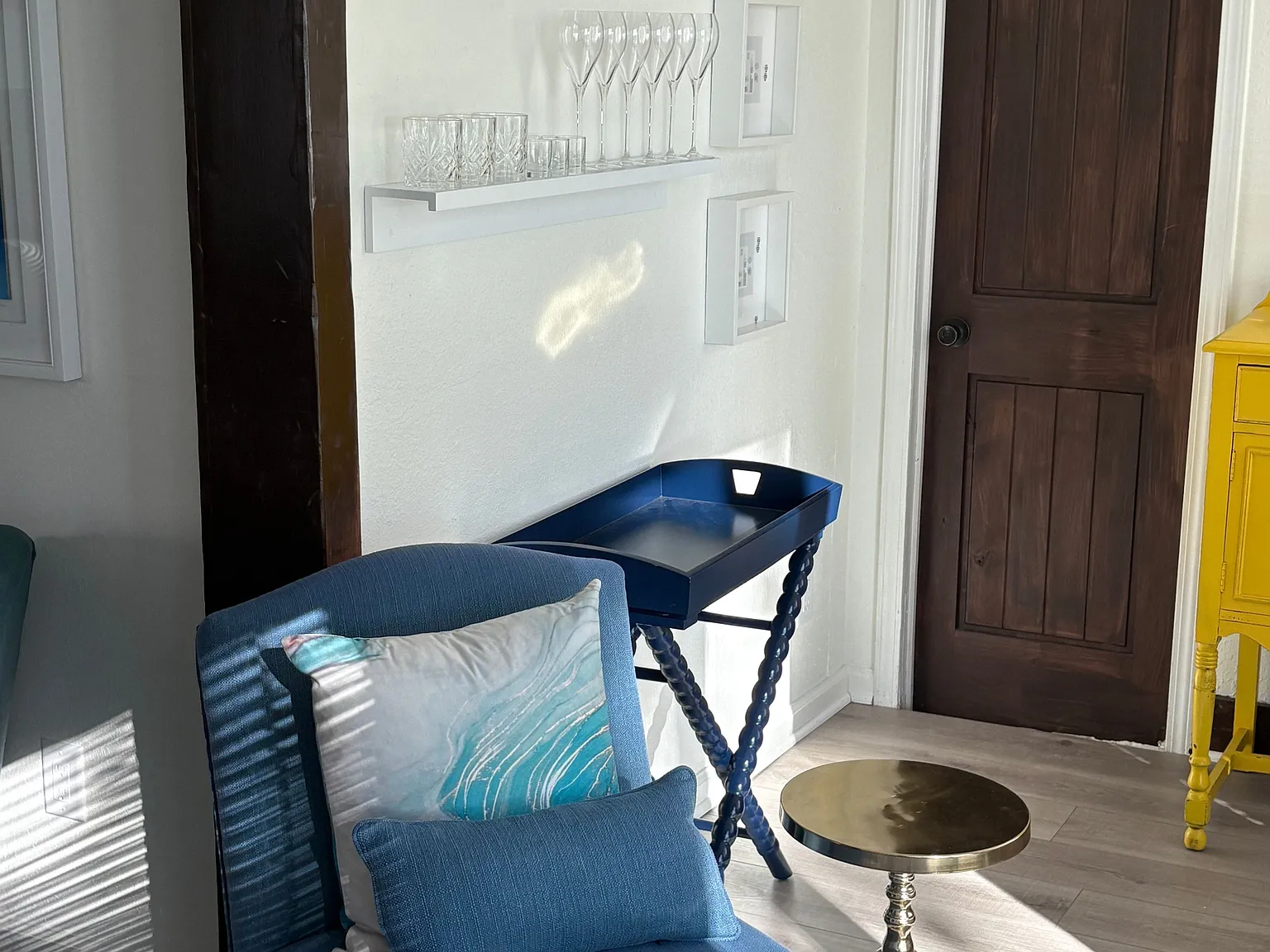 3 bed, 1.0 bath, $3,950 — Photo 4