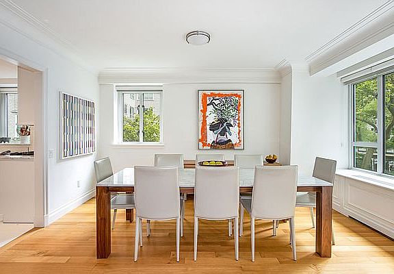 3rd image of 200 E 66th St APT B0204