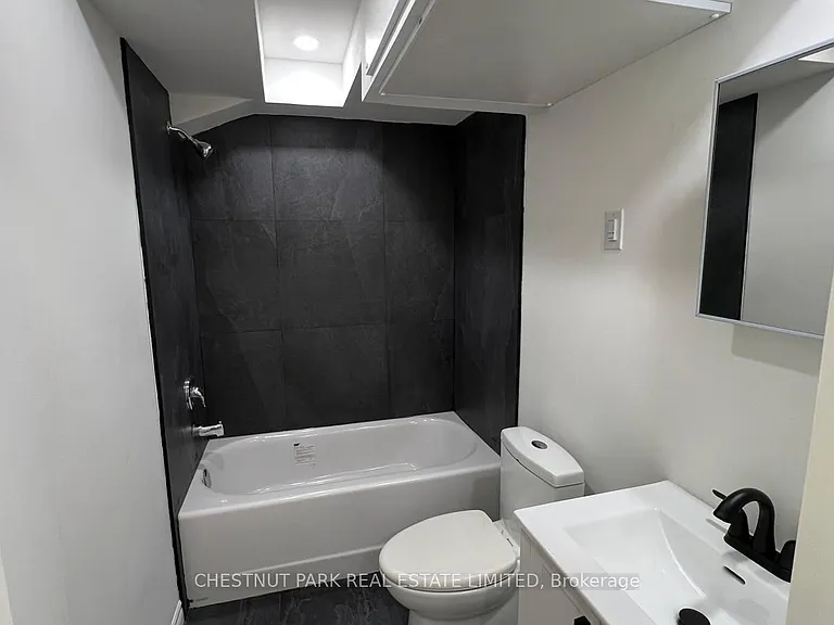 1695 Bathurst St #13 — Photo 6