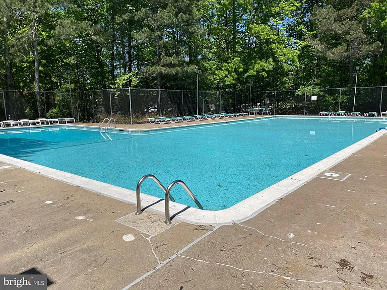 6060 Hollow Knoll Ct — Photo 35