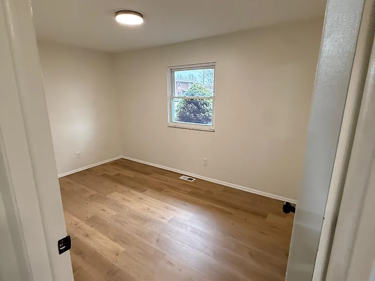 2275 Wadsworth Dr — Photo 5