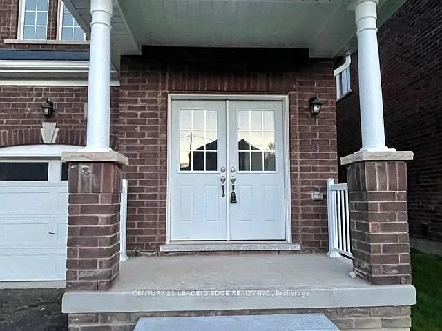 234 Ridley Cres — Photo 3
