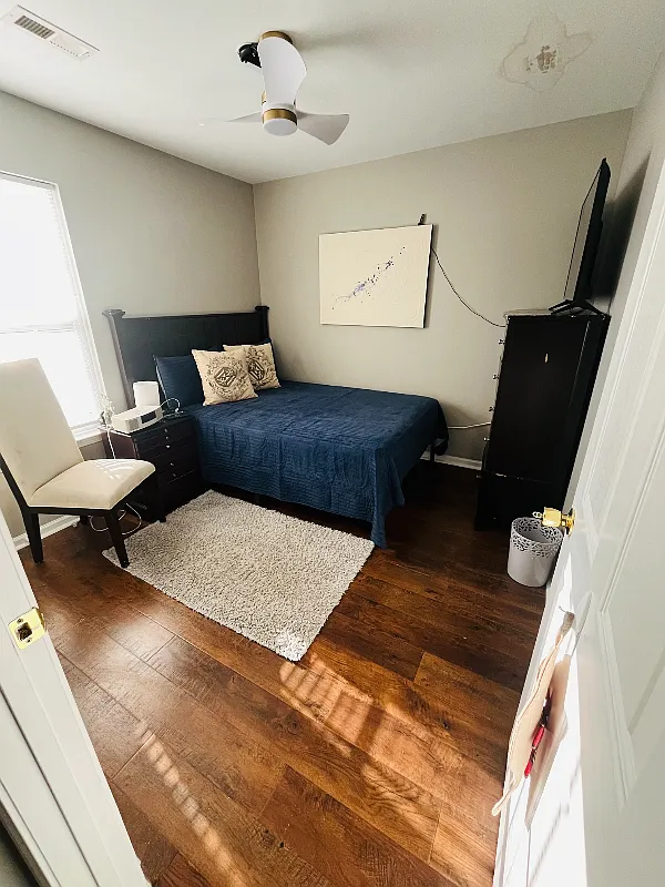 Keeping It Simple — Photo 2