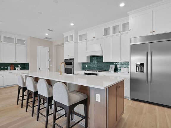 Mahogany Grand Kitchen