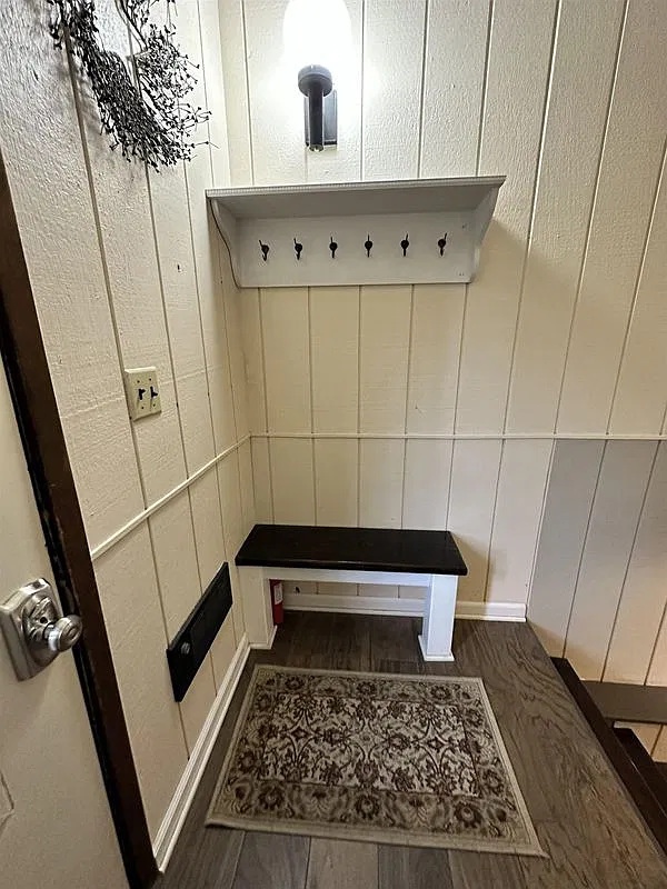2 bed, 2.0 bath, 1284 sqft, $2,000 — Photo 3