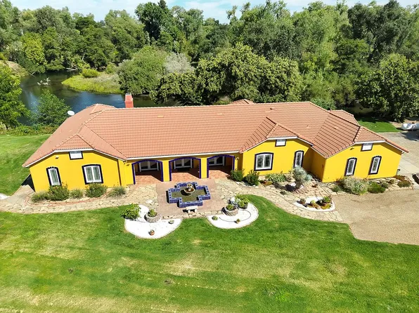 19711 E Mehrten Rd, Clements, CA 95227