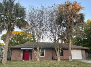 5112 Palm Dr, Fort Pierce, FL 34982