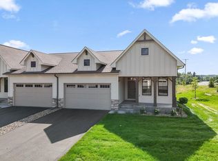11 Palomino Ct, Hudson, WI 54016