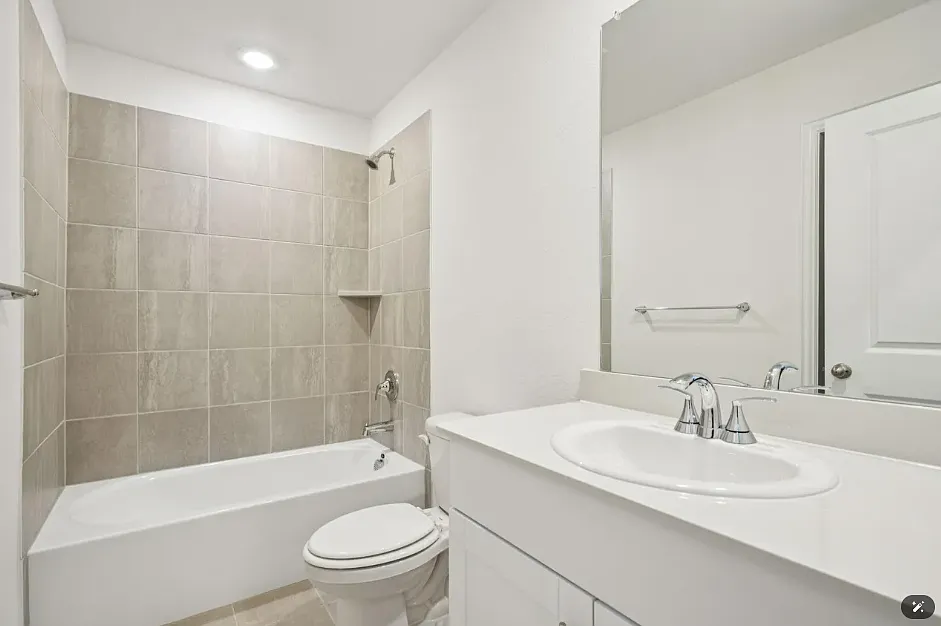 4 bed, 2260 sqft, $3,500 — Photo 4