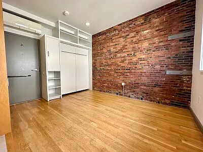 144 Bowdoin St — Photo 4