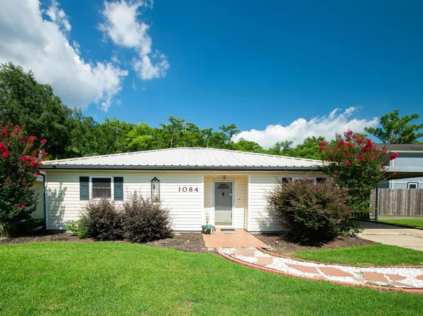 1084 Susan Ct, Morgan City, LA 70380