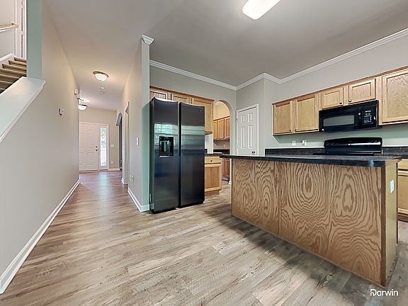 4th image of 1909 Thorncrest Dr