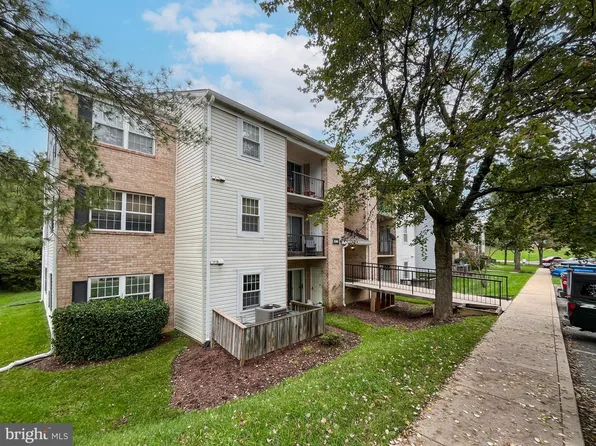 8205 Whispering Oaks Way APT 103, Gaithersburg, MD 20879