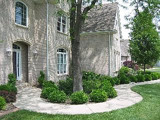 2nd image of 605 Prairie Rose Dr