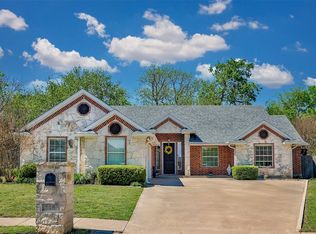 116 Ashlyn Ct, Whitesboro, TX 76273
