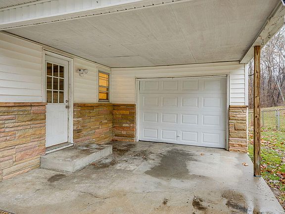 3rd image of 541 Gravely Rd