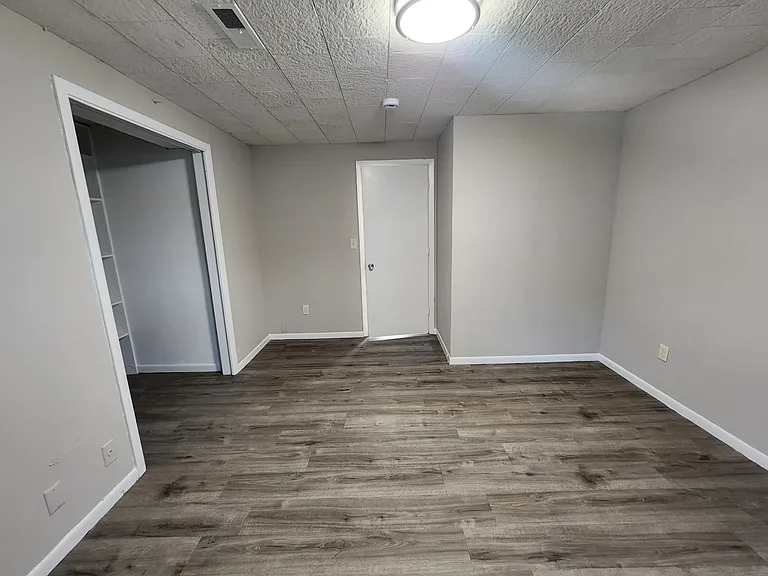405 2nd Ave S — Photo 16